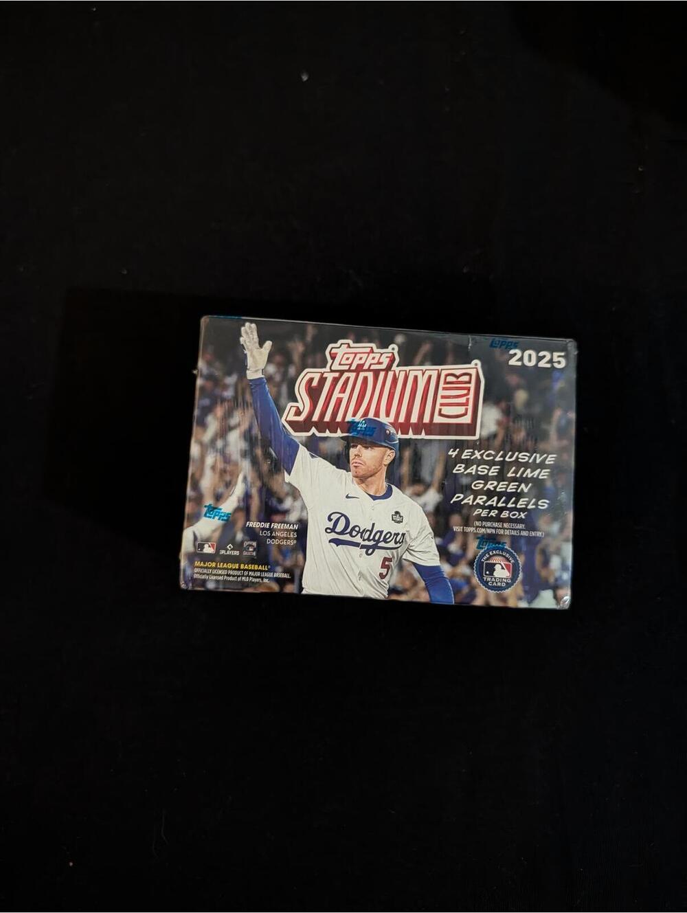 2025 Topps Stadium Club Baseball Blaster Box with 4 Exclusive Lime Green Paralle